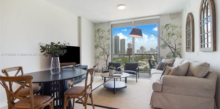Condominio en Miami, Florida, 1 dormitorio № 1985665