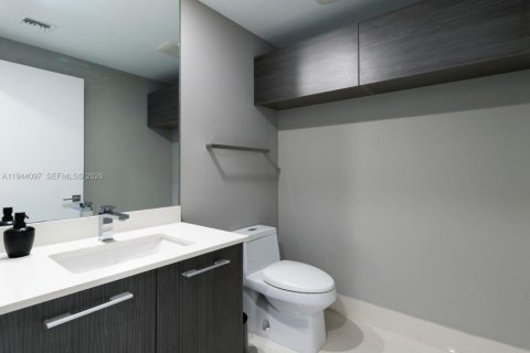 Copropriété à louer à Miami, Floride: 1 chambre, 72.09 m2 № 2000388 - photo 8