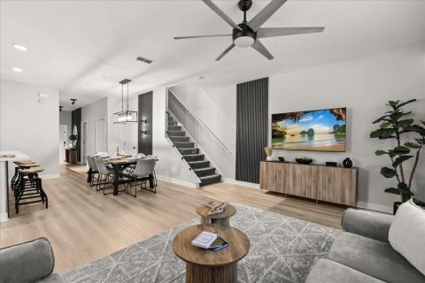 Adosado en venta en Kissimmee, Florida, 5 dormitorios, 188.03 m2 № 2345079 - foto 7