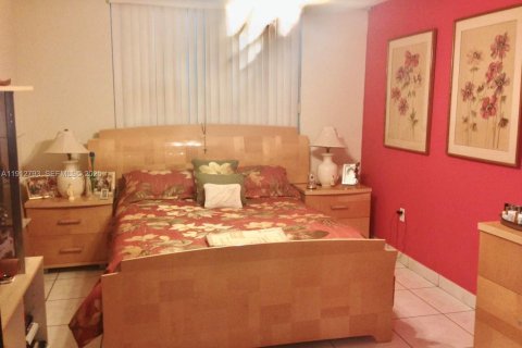 Купить кондоминиум в Майами-Бич, Флорида 2 спальни, 81.2м2, № 1985736 - фото 9