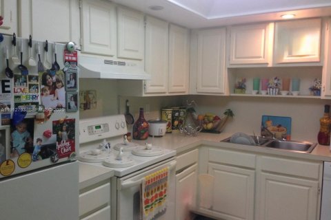 Купить кондоминиум в Майами-Бич, Флорида 2 спальни, 81.2м2, № 1985736 - фото 6