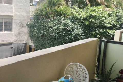 Купить кондоминиум в Майами-Бич, Флорида 2 спальни, 81.2м2, № 1985736 - фото 13