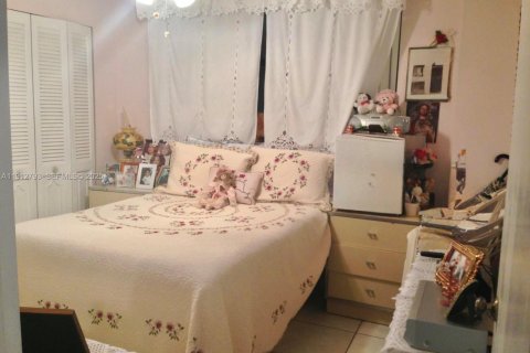 Купить кондоминиум в Майами-Бич, Флорида 2 спальни, 81.2м2, № 1985736 - фото 10