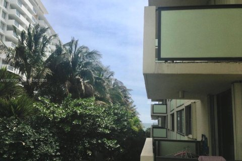 Купить кондоминиум в Майами-Бич, Флорида 2 спальни, 81.2м2, № 1985736 - фото 14