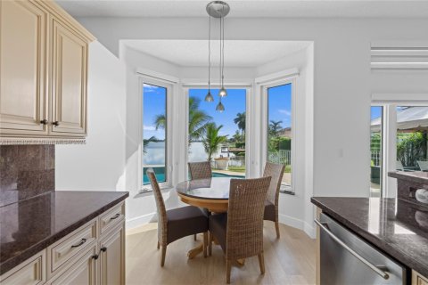 Снять в аренду виллу или дом в Пемброк-Пайнс, Флорида 3 спальни, 164.25м2, № 1940912 - фото 7