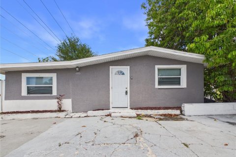 Apartment in Tarpon Springs, Florida 3 bedrooms, 119.84 sq.m. № 2215717