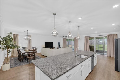 House in Alachua, Florida 4 bedrooms, 233.74 sq.m. № 2295345 - photo 5