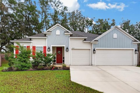 House in Alachua, Florida 4 bedrooms, 233.74 sq.m. № 2295345