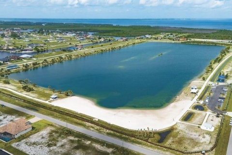 Land in Cape Coral, Florida № 2160778 - photo 6