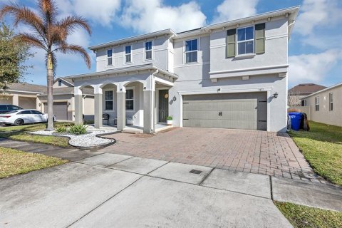 House in Kissimmee, Florida 6 bedrooms, 348.48 sq.m. № 2394220