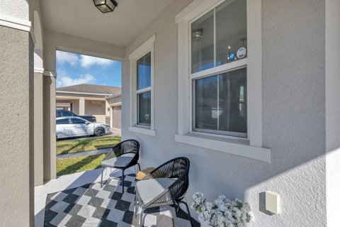 House in Kissimmee, Florida 6 bedrooms, 348.48 sq.m. № 2394220 - photo 4