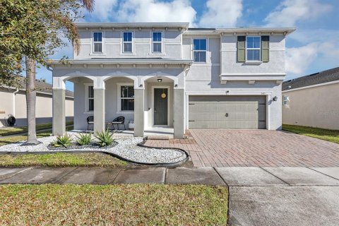 House in Kissimmee, Florida 6 bedrooms, 348.48 sq.m. № 2394220 - photo 2