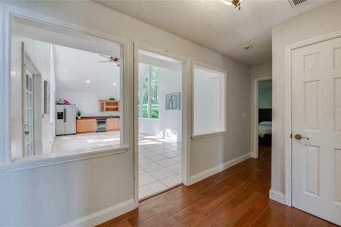 House in DeLand, Florida 6 bedrooms, 350.52 sq.m. № 2329702 - photo 7