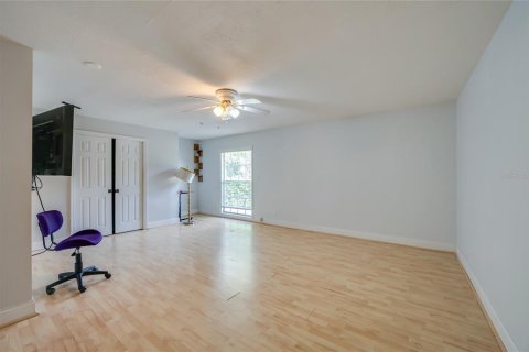House in DeLand, Florida 6 bedrooms, 350.52 sq.m. № 2329702 - photo 30