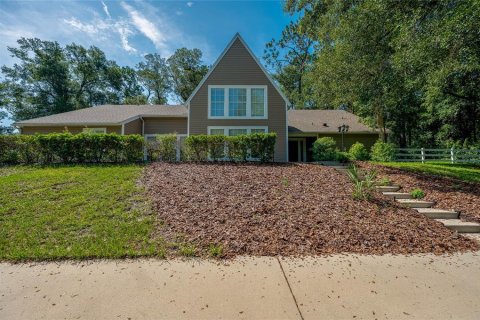 House in DeLand, Florida 6 bedrooms, 350.52 sq.m. № 2329702 - photo 5