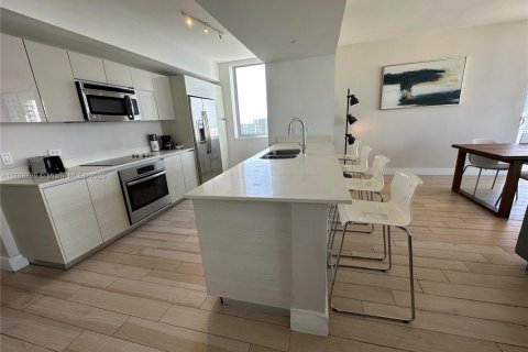 Condominio en venta en Hallandale Beach, Florida, 3 dormitorios, 146.51 m2 № 1860889 - foto 11