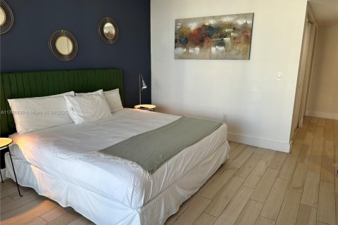 Condominio en venta en Hallandale Beach, Florida, 3 dormitorios, 146.51 m2 № 1860889 - foto 28