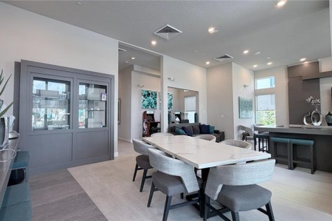 Condo in Four Corners, Florida, 3 bedrooms № 2100956 - photo 16