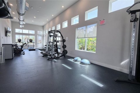Condo in Four Corners, Florida, 3 bedrooms № 2100956 - photo 3