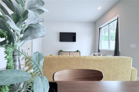 Condo in Four Corners, Florida, 3 bedrooms № 2100956 - photo 30