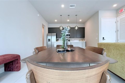 Condo in Four Corners, Florida, 3 bedrooms № 2100956 - photo 24