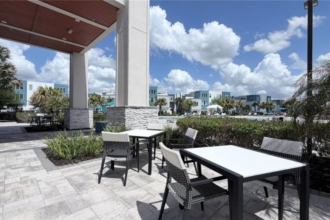 Condo in Four Corners, Florida, 3 bedrooms № 2100956 - photo 6