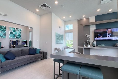 Condo in Four Corners, Florida, 3 bedrooms № 2100956 - photo 19