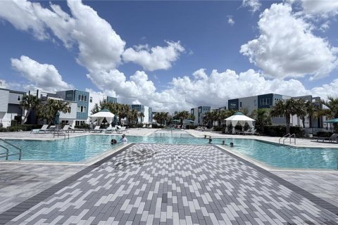 Condo in Four Corners, Florida, 3 bedrooms № 2100956 - photo 2