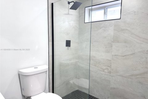 Casa en venta en Hollywood, Florida, 3 dormitorios, 121.89 m2 № 1700931 - foto 19
