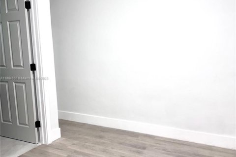Casa en venta en Hollywood, Florida, 3 dormitorios, 121.89 m2 № 1700931 - foto 15