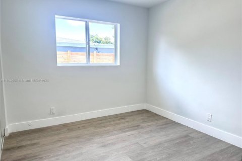 Casa en venta en Hollywood, Florida, 3 dormitorios, 121.89 m2 № 1700931 - foto 23