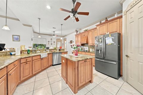 Villa ou maison à vendre à Port Charlotte, Floride: 4 chambres, 294.41 m2 № 2405621 - photo 18