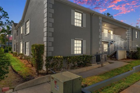 Condo in Hudson, Florida, 2 bedrooms  № 1733292 - photo 1