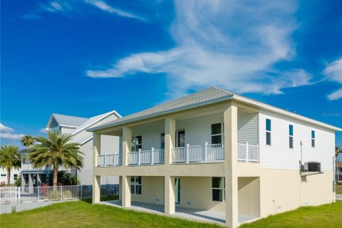 Casa en venta en Hernando Beach, Florida, 3 dormitorios, 151.43 m2 № 1736369 - foto 12