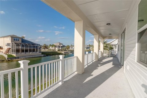 Casa en venta en Hernando Beach, Florida, 3 dormitorios, 151.43 m2 № 1736369 - foto 17