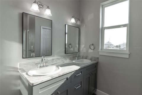 Casa en venta en Hernando Beach, Florida, 3 dormitorios, 151.43 m2 № 1736369 - foto 2