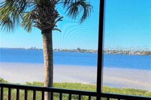 Copropriété à louer à Bradenton, Floride: 2 chambres, 104.14 m2 № 2387661 - photo 15
