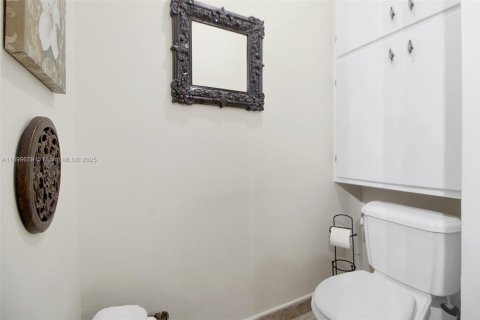 Villa ou maison à vendre à Miami Lakes, Floride: 3 chambres, 118.45 m2 № 1951273 - photo 12