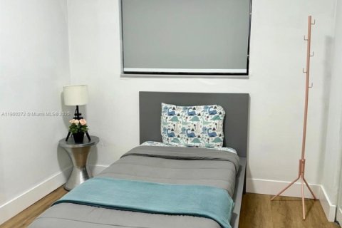 Снять в аренду виллу или дом в Майами, Флорида 4 спальни, 157.93м2, № 1952742 - фото 25