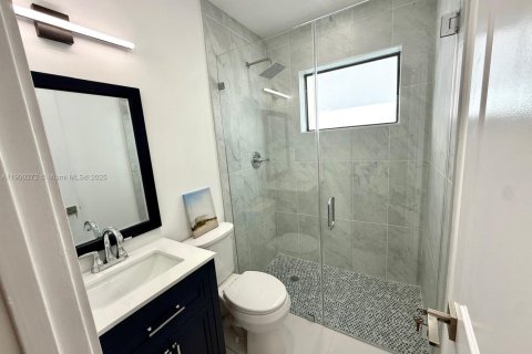 Снять в аренду виллу или дом в Майами, Флорида 4 спальни, 157.93м2, № 1952742 - фото 13