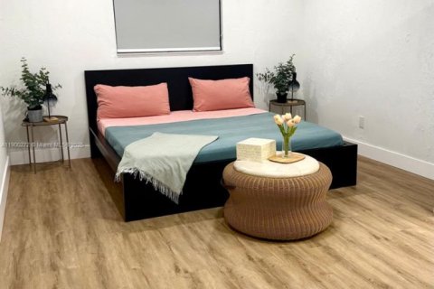 Снять в аренду виллу или дом в Майами, Флорида 4 спальни, 157.93м2, № 1952742 - фото 21