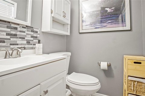 House in Tavares, Florida 3 bedrooms, 97.83 sq.m. № 1782563 - photo 26