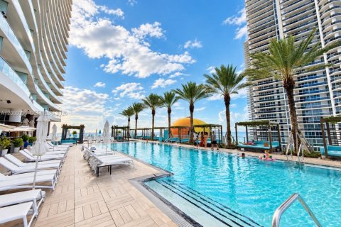 Appartement à louer à Hollywood, Floride: 2 chambres, 104.61 m2 № 2367803 - photo 28