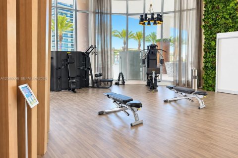 Appartement à louer à Hollywood, Floride: 2 chambres, 104.61 m2 № 2367803 - photo 30