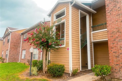 Condo in Orlando, Florida, 3 bedrooms  № 1881355 - photo 11