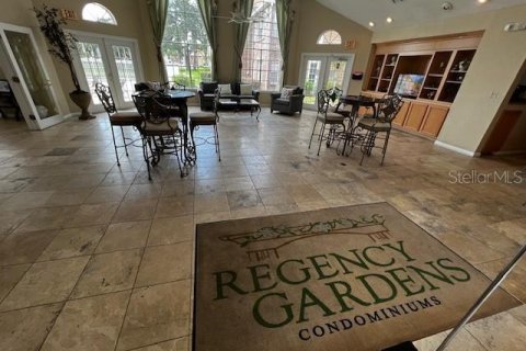 Condo in Orlando, Florida, 3 bedrooms  № 1881355 - photo 12