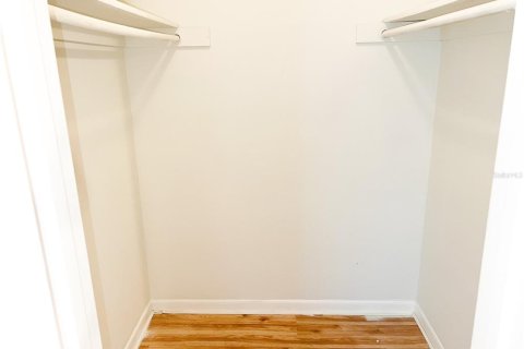 Condo in Orlando, Florida, 3 bedrooms  № 1881355 - photo 7