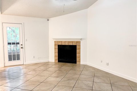 Condominio en alquiler en Orlando, Florida, 3 dormitorios, 106.84 m2 № 1881355 - foto 2