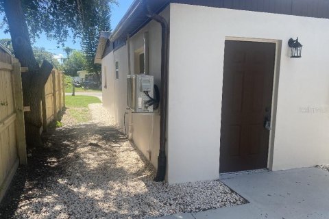 Villa ou maison à vendre à Tampa, Floride: 4 chambres, 142.51 m2 № 1847567 - photo 6