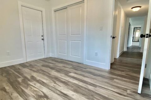 Casa en venta en Tampa, Florida, 4 dormitorios, 142.51 m2 № 1847567 - foto 22